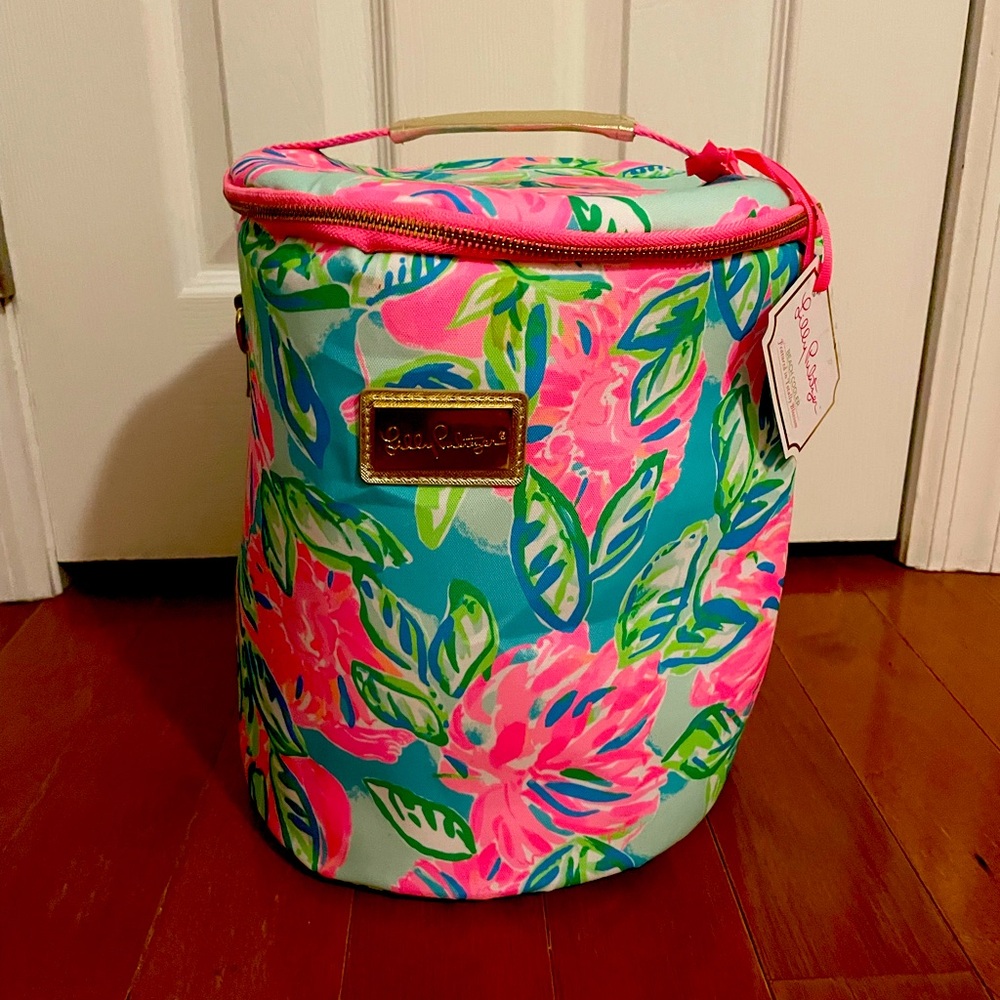 NWT Lilly Pulitzer beach cooler! 💚🌴💖